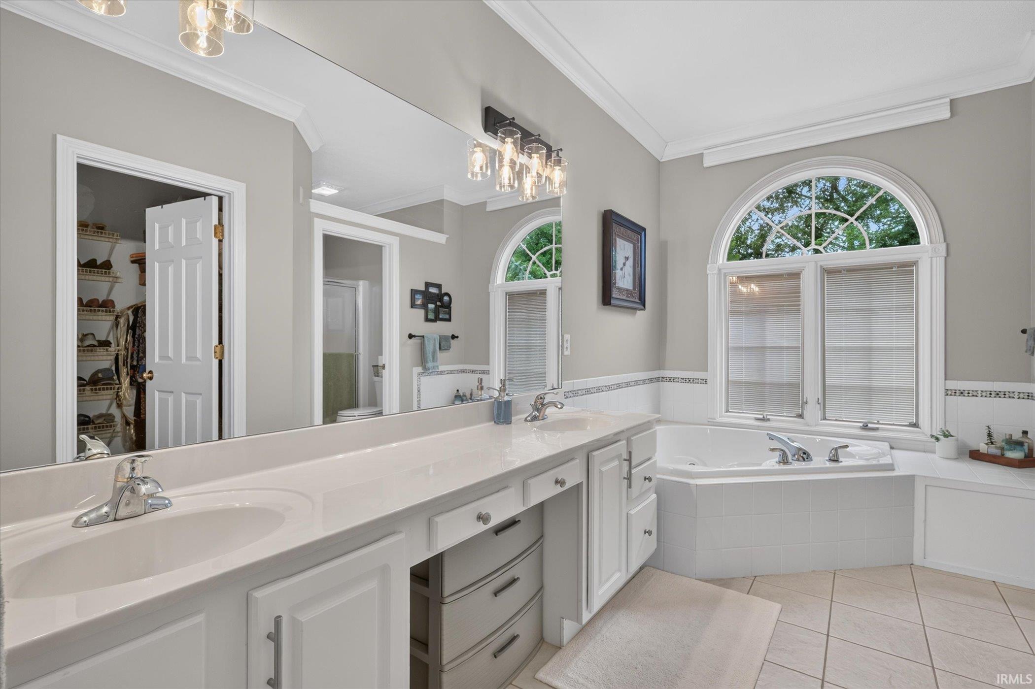 50676 Lakeside Drive Granger IN 46530