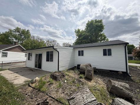 562 Roanoke Road Kingsford Heights IN 46346