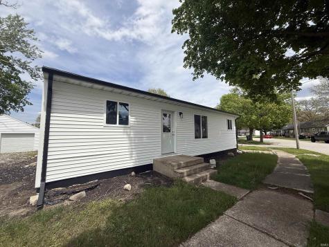 562 Roanoke Road Kingsford Heights IN 46346