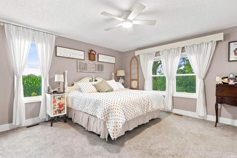 4295 S 600 W Huntington IN 46750
