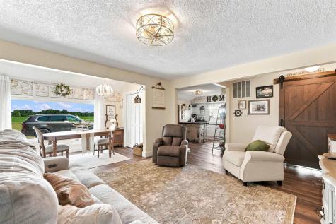 4295 S 600 W Huntington IN 46750