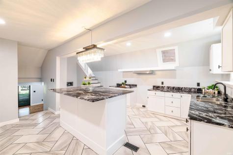 123 Empire Lane Bedford IN 47421