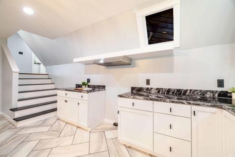 123 Empire Lane Bedford IN 47421