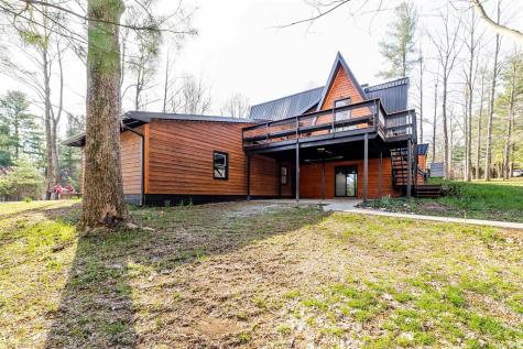 123 Empire Lane Bedford IN 47421