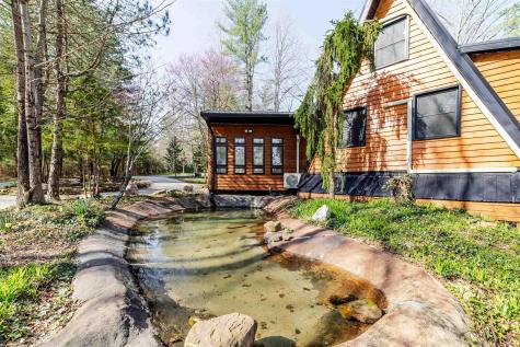 123 Empire Lane Bedford IN 47421