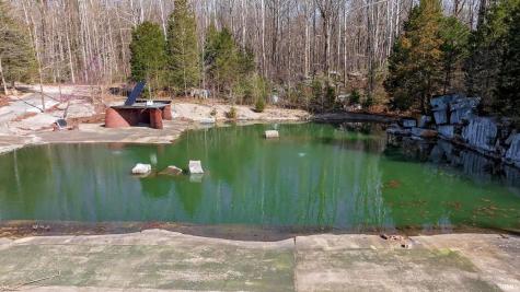 123 Empire Lane Bedford IN 47421