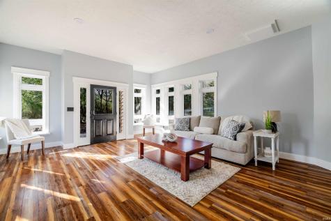 123 Empire Lane Bedford IN 47421