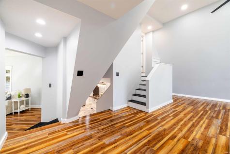 123 Empire Lane Bedford IN 47421