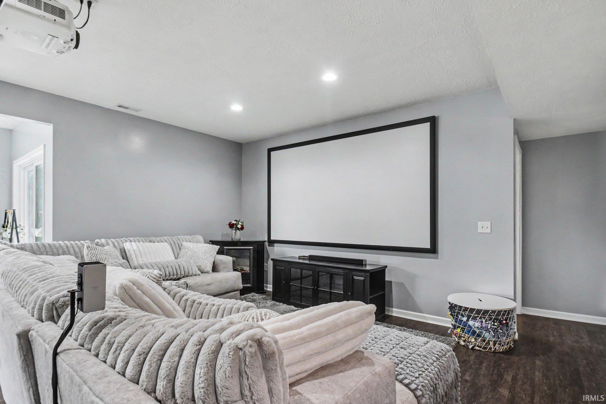 2623 Pine Cone Lane Warsaw IN 46582