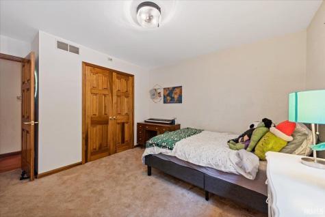 6308 N Bent Pine Drive Bloomington IN 47408