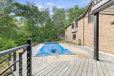 6308 N Bent Pine Drive Bloomington IN 47408