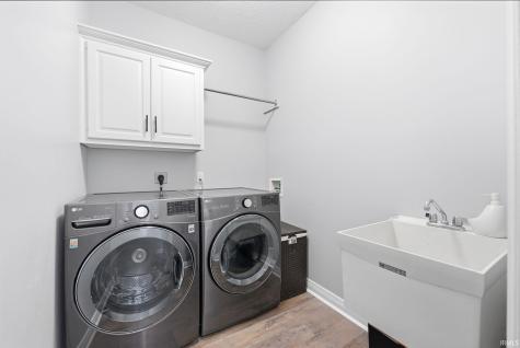 8609 Greyhawk Drive Fort Wayne IN 46835