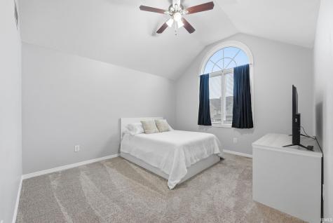 8609 Greyhawk Drive Fort Wayne IN 46835