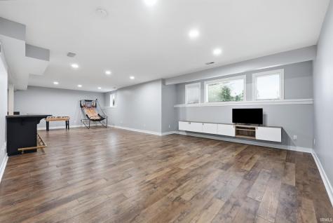 8609 Greyhawk Drive Fort Wayne IN 46835