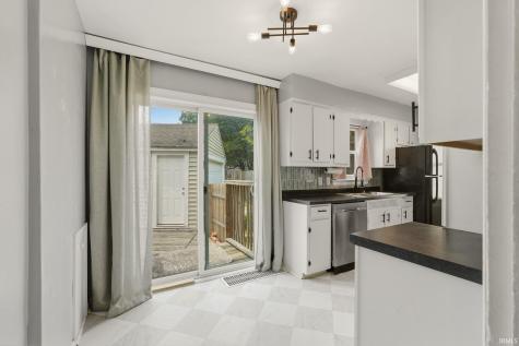 3914 Hiawatha Boulevard Fort Wayne IN 46809
