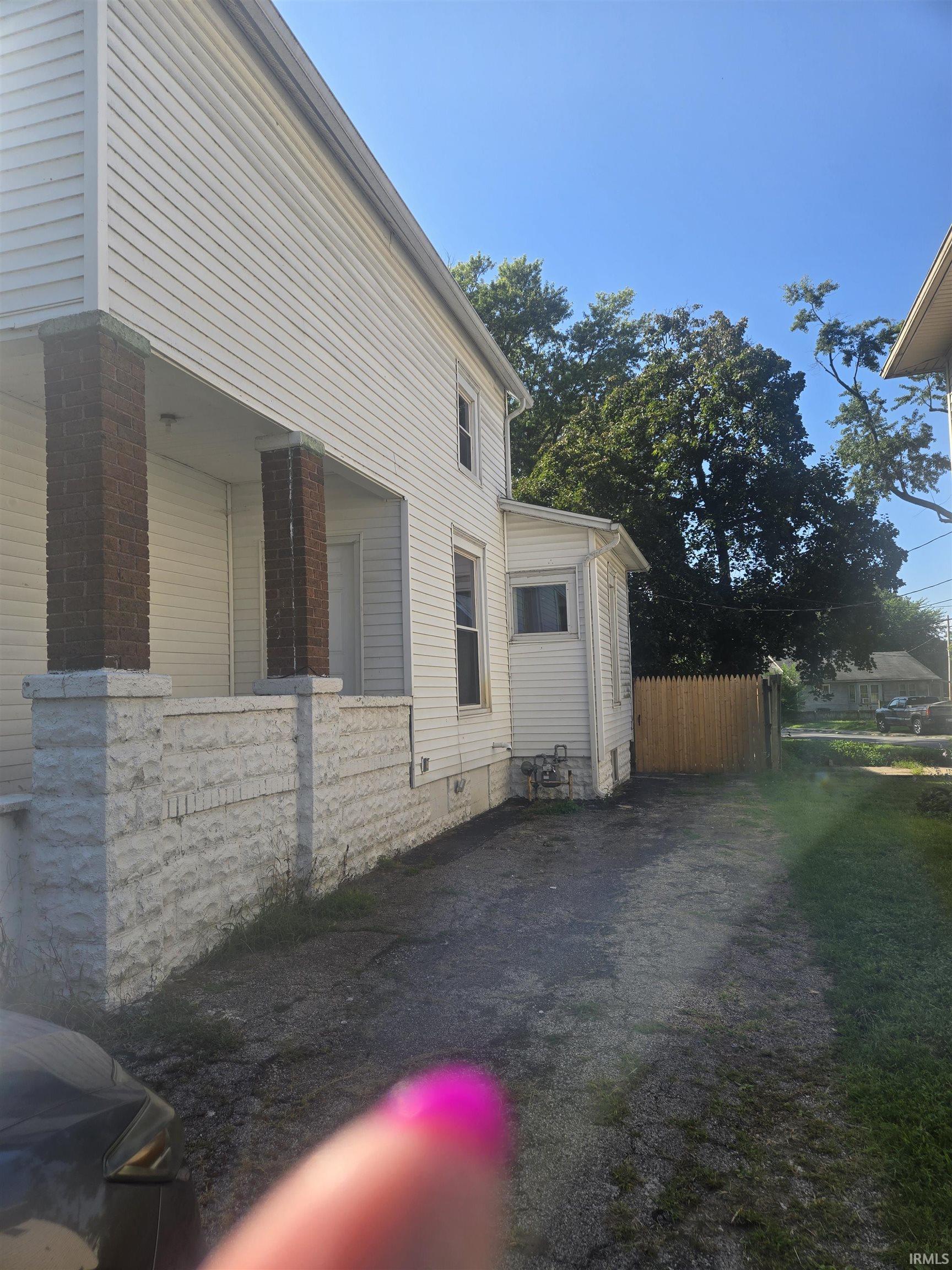 906 Hudson Street Elkhart IN 46516