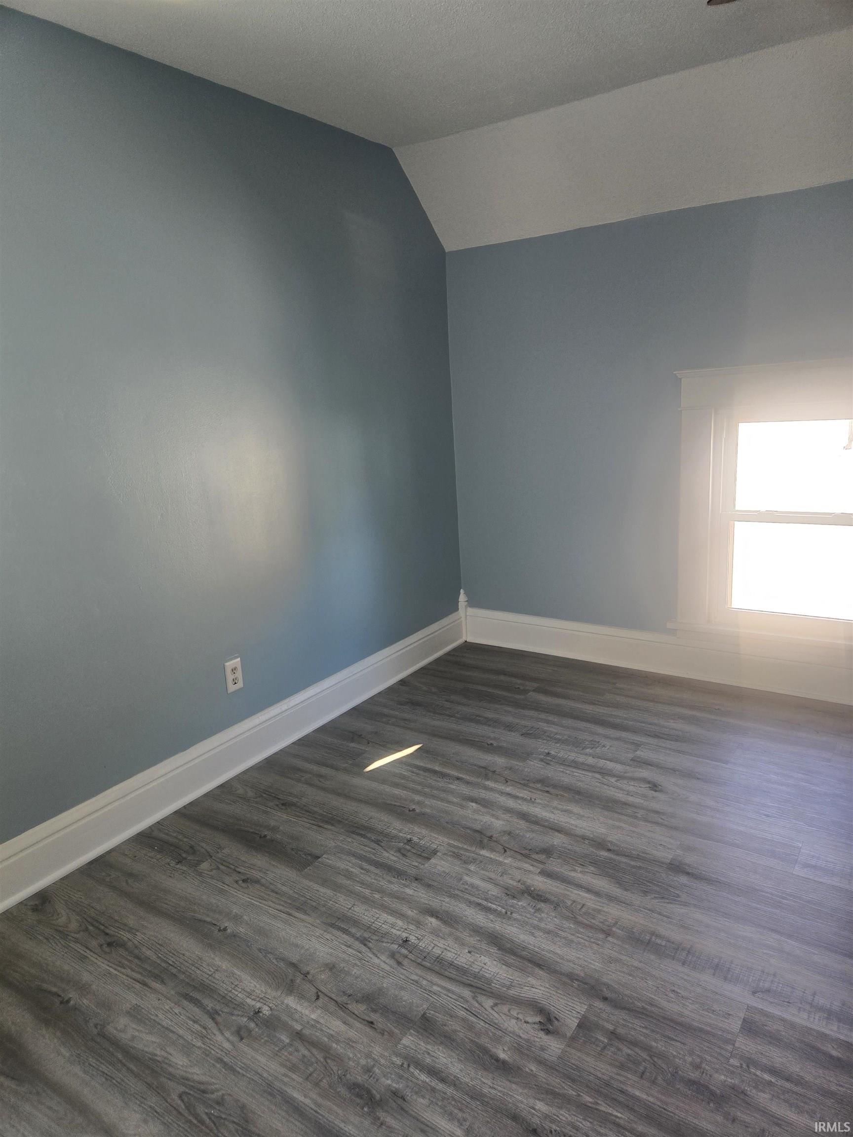 906 Hudson Street Elkhart IN 46516