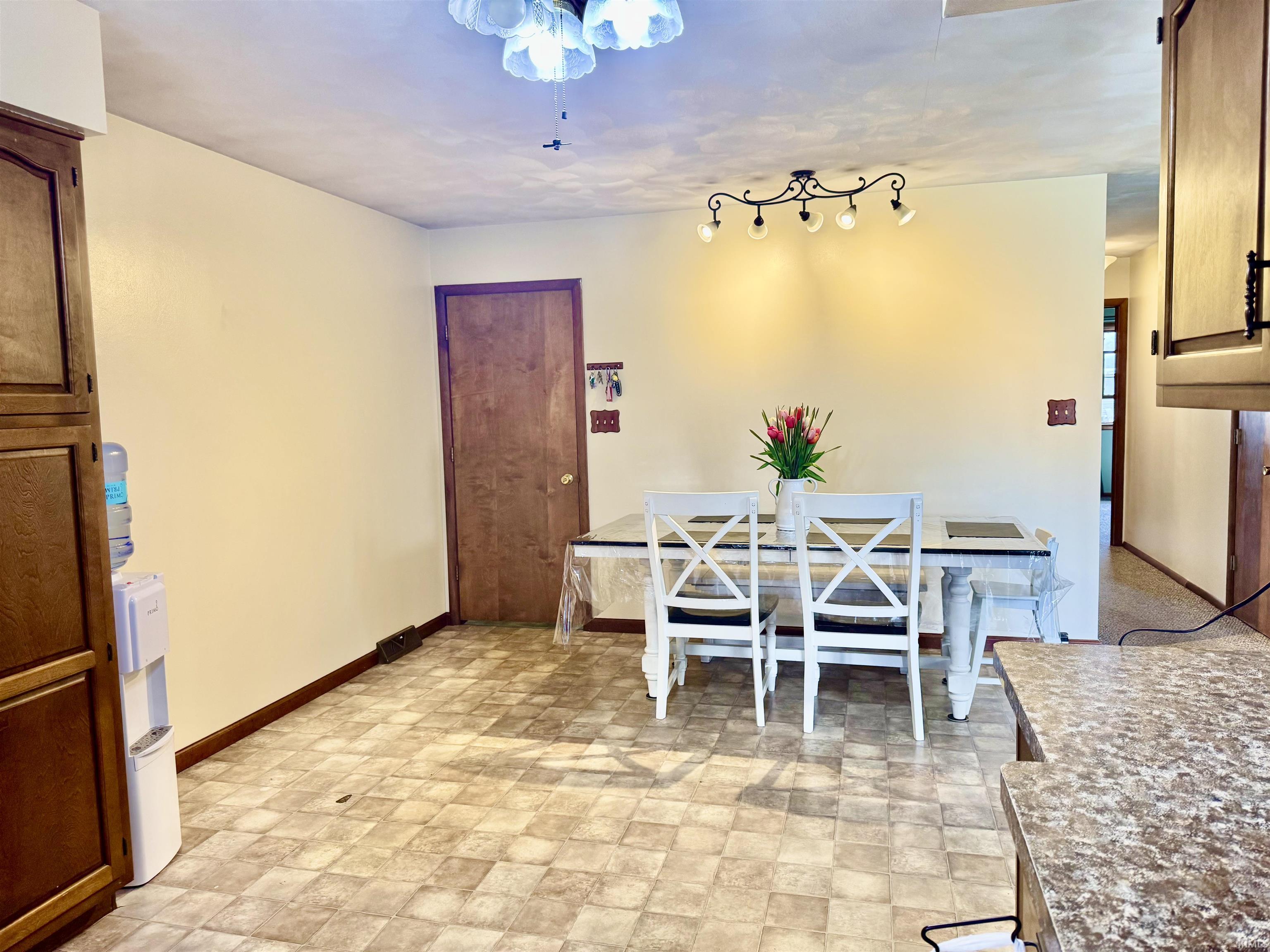 543 W 12th Street Mishawaka IN 46544