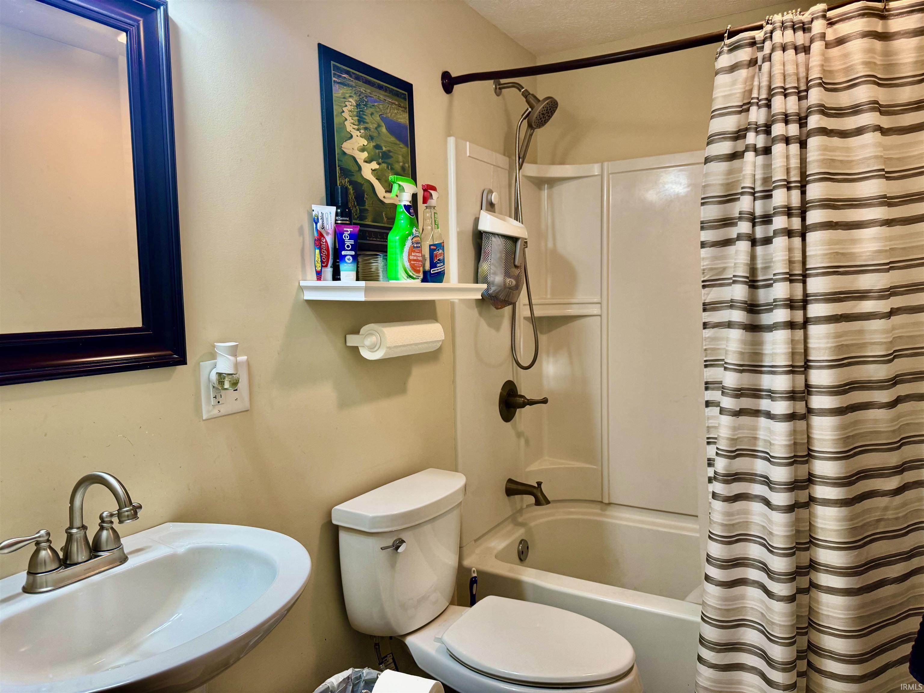 543 W 12th Street Mishawaka IN 46544
