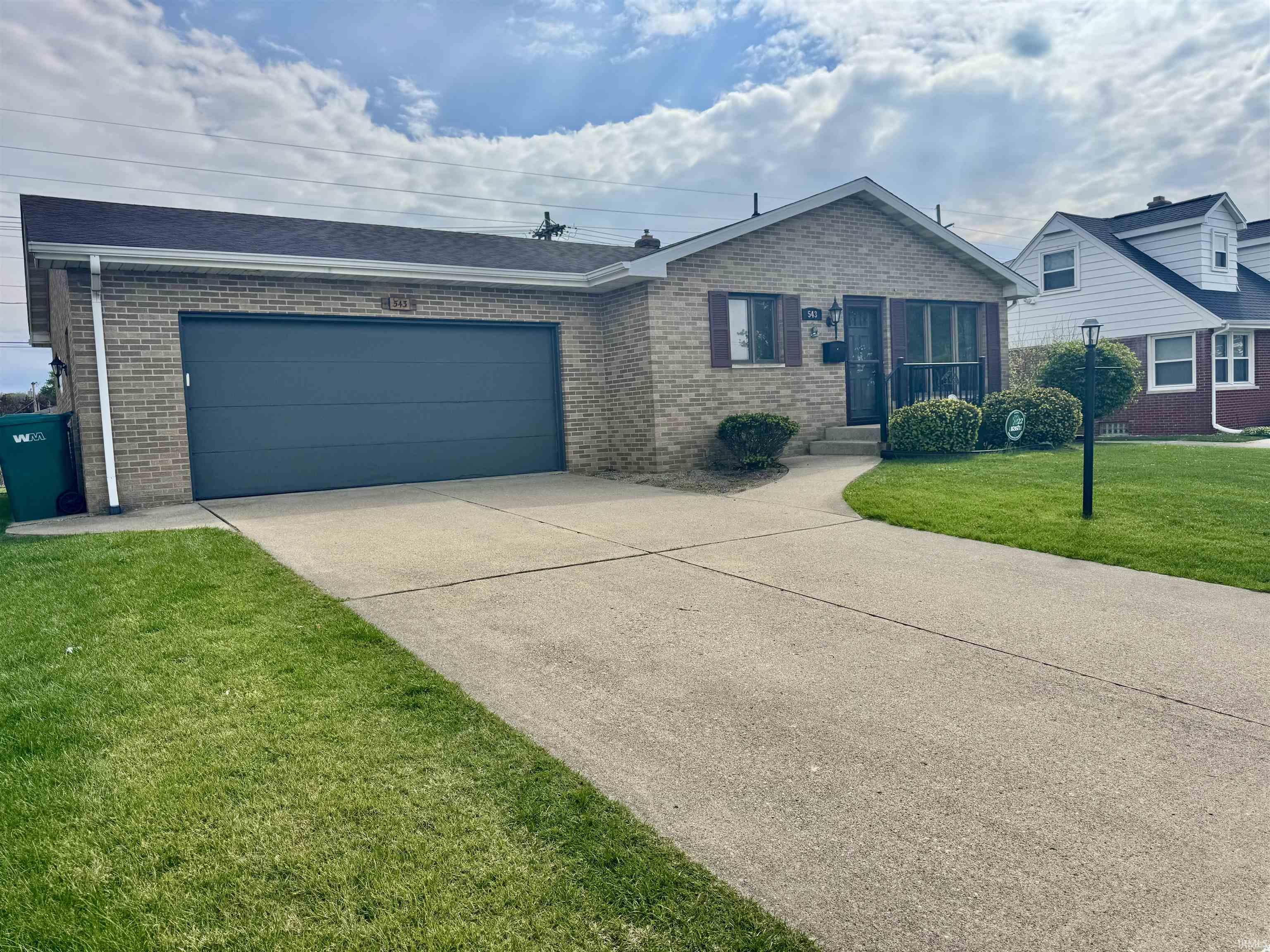 543 W 12th Street Mishawaka IN 46544