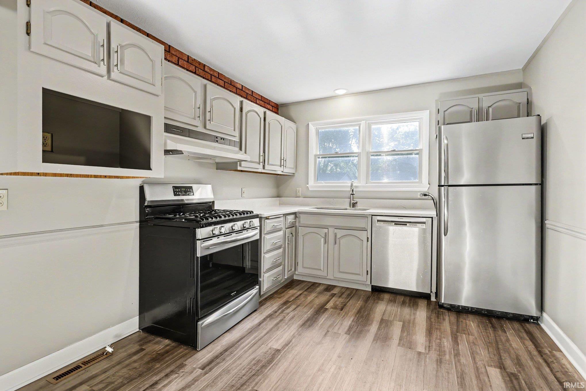 1345 Providence Court Mishawaka IN 46544