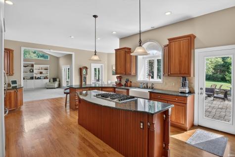 61705 Greentree Drive South Bend IN 46614