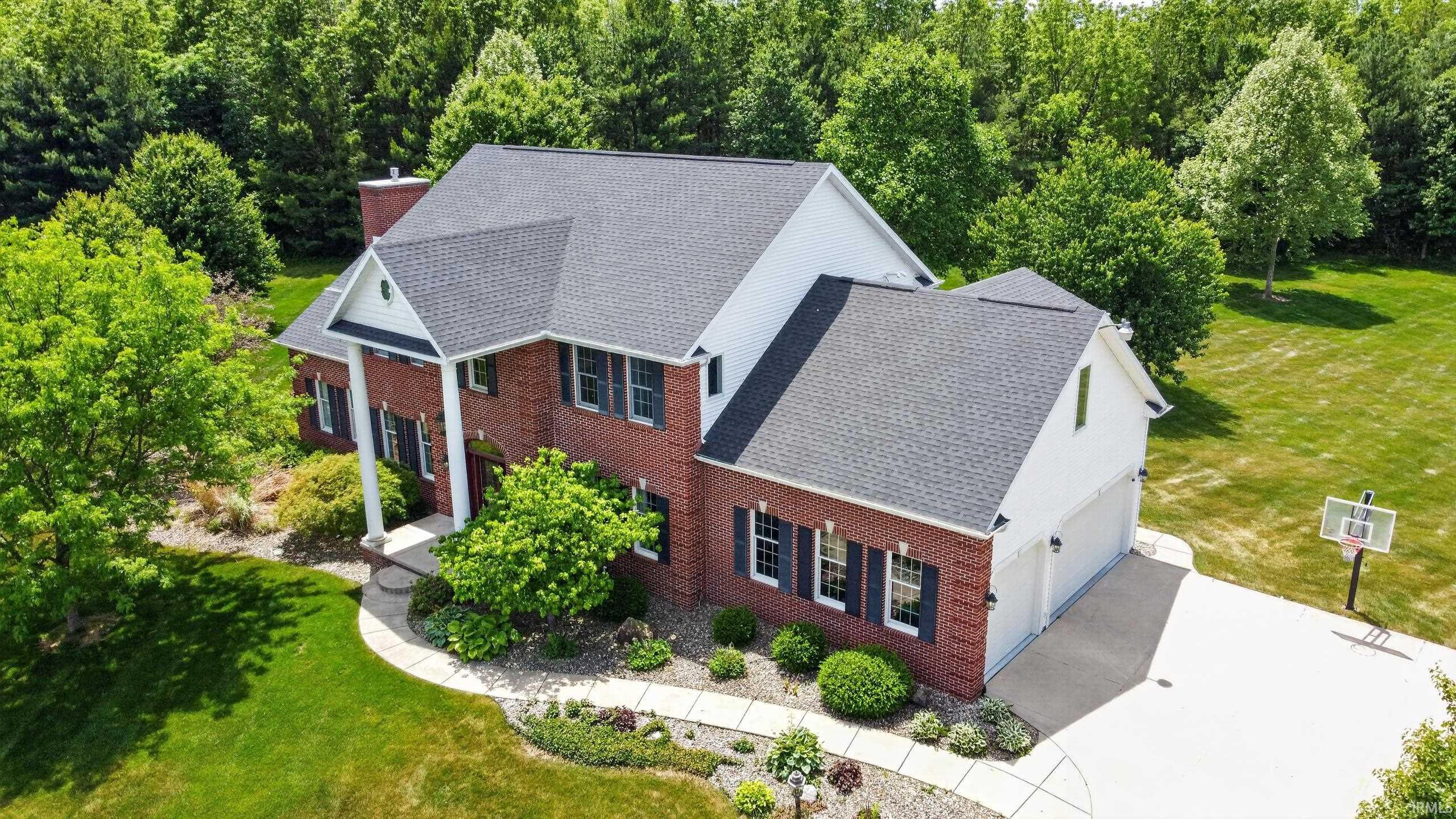 61705 Greentree Drive South Bend IN 46614