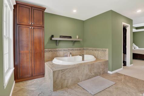61705 Greentree Drive South Bend IN 46614