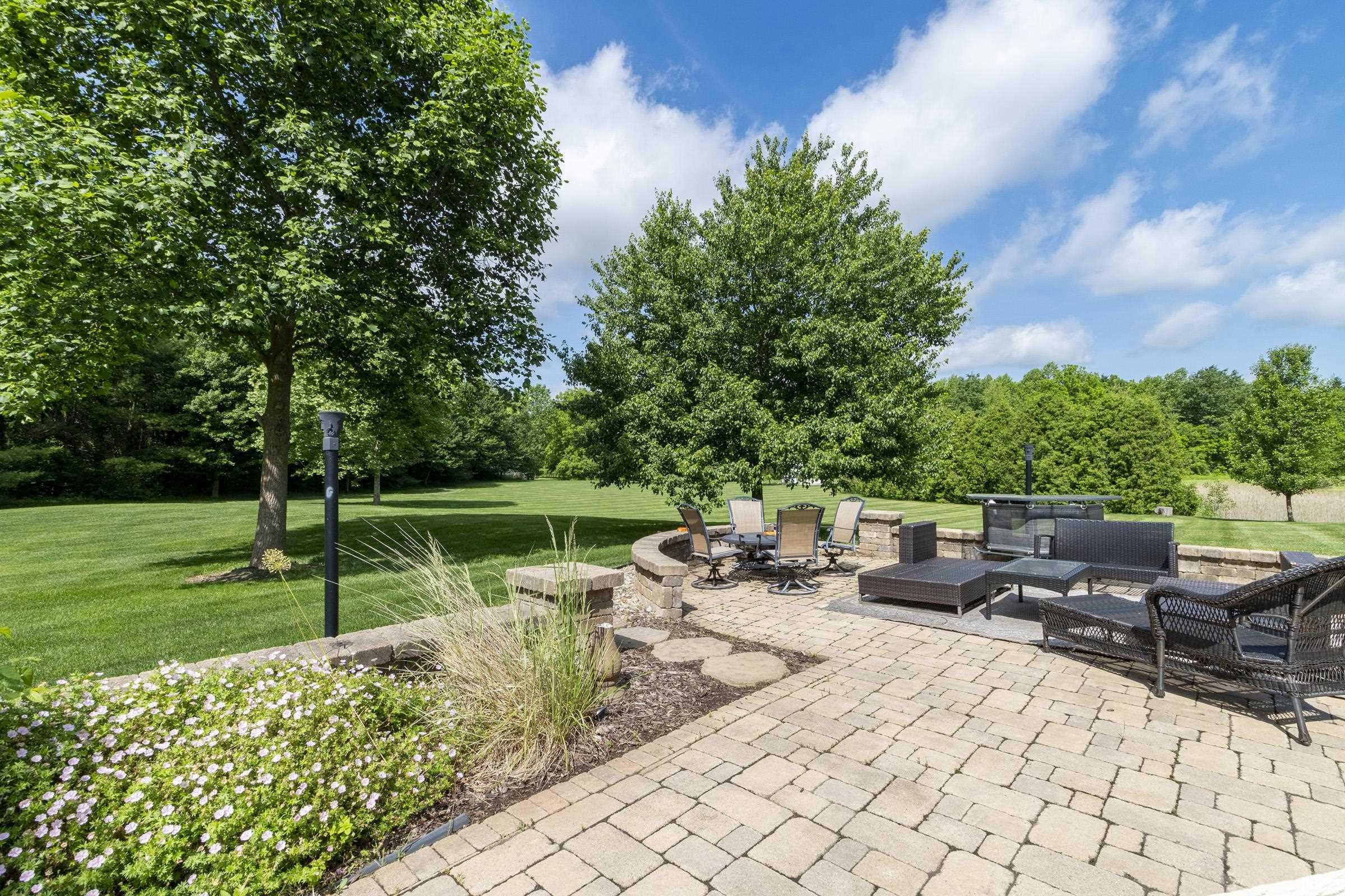61705 Greentree Drive South Bend IN 46614