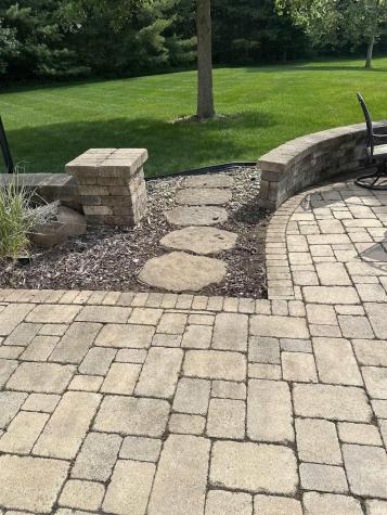 61705 Greentree Drive South Bend IN 46614