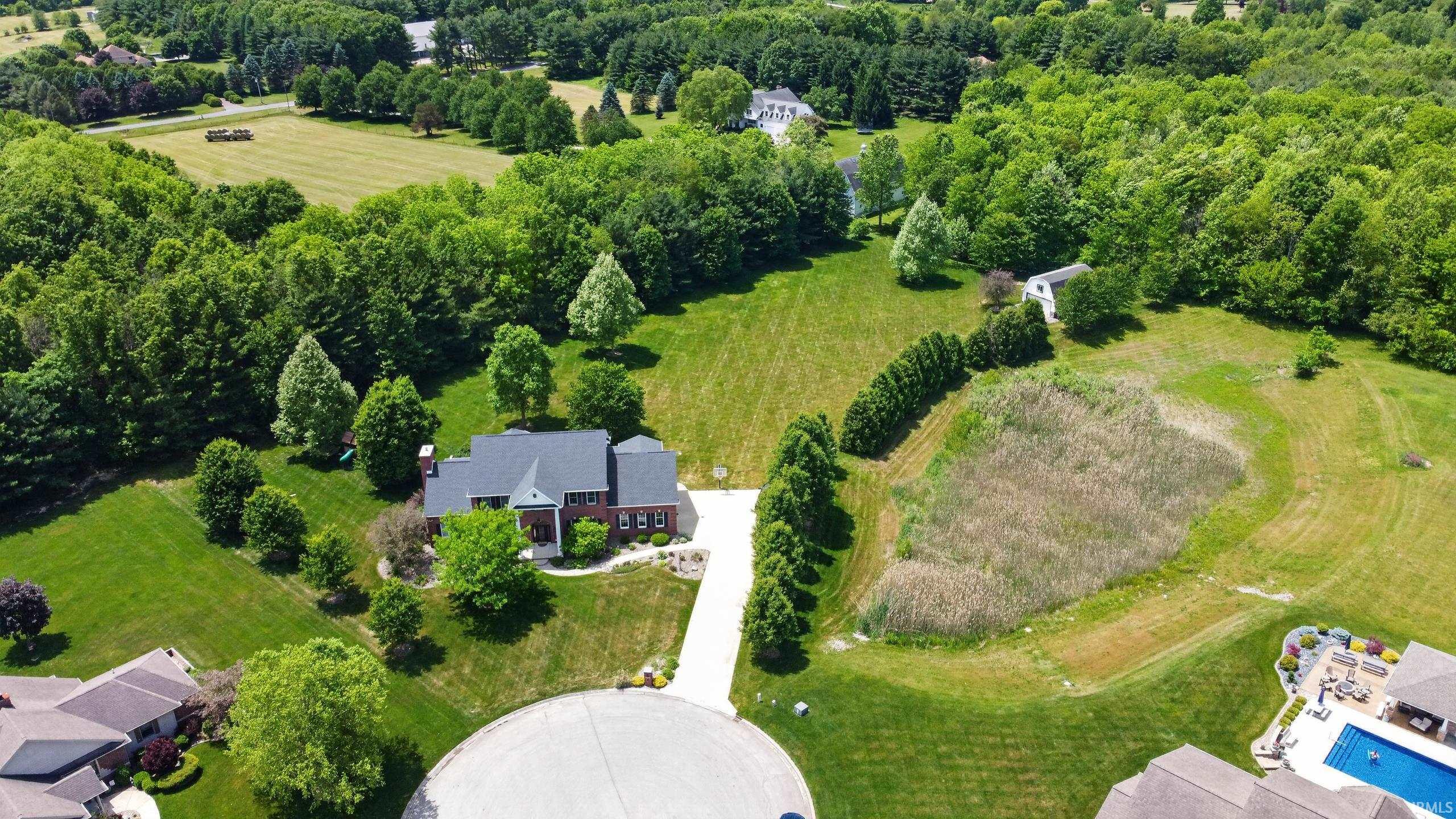 61705 Greentree Drive South Bend IN 46614