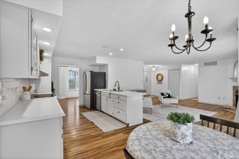 4606 N Chatham Drive Bloomington IN 47404