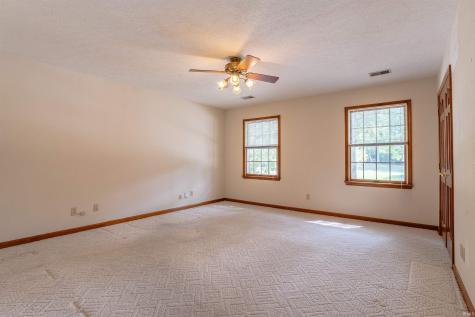 1542 Kings Bridge Road Evansville IN 47725