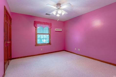 1542 Kings Bridge Road Evansville IN 47725