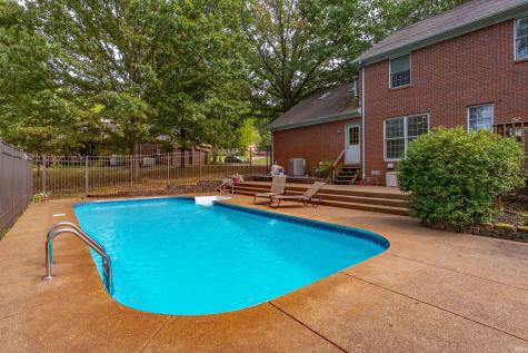 1542 Kings Bridge Road Evansville IN 47725