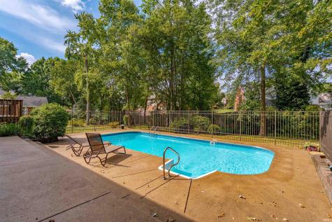 1542 Kings Bridge Road Evansville IN 47725