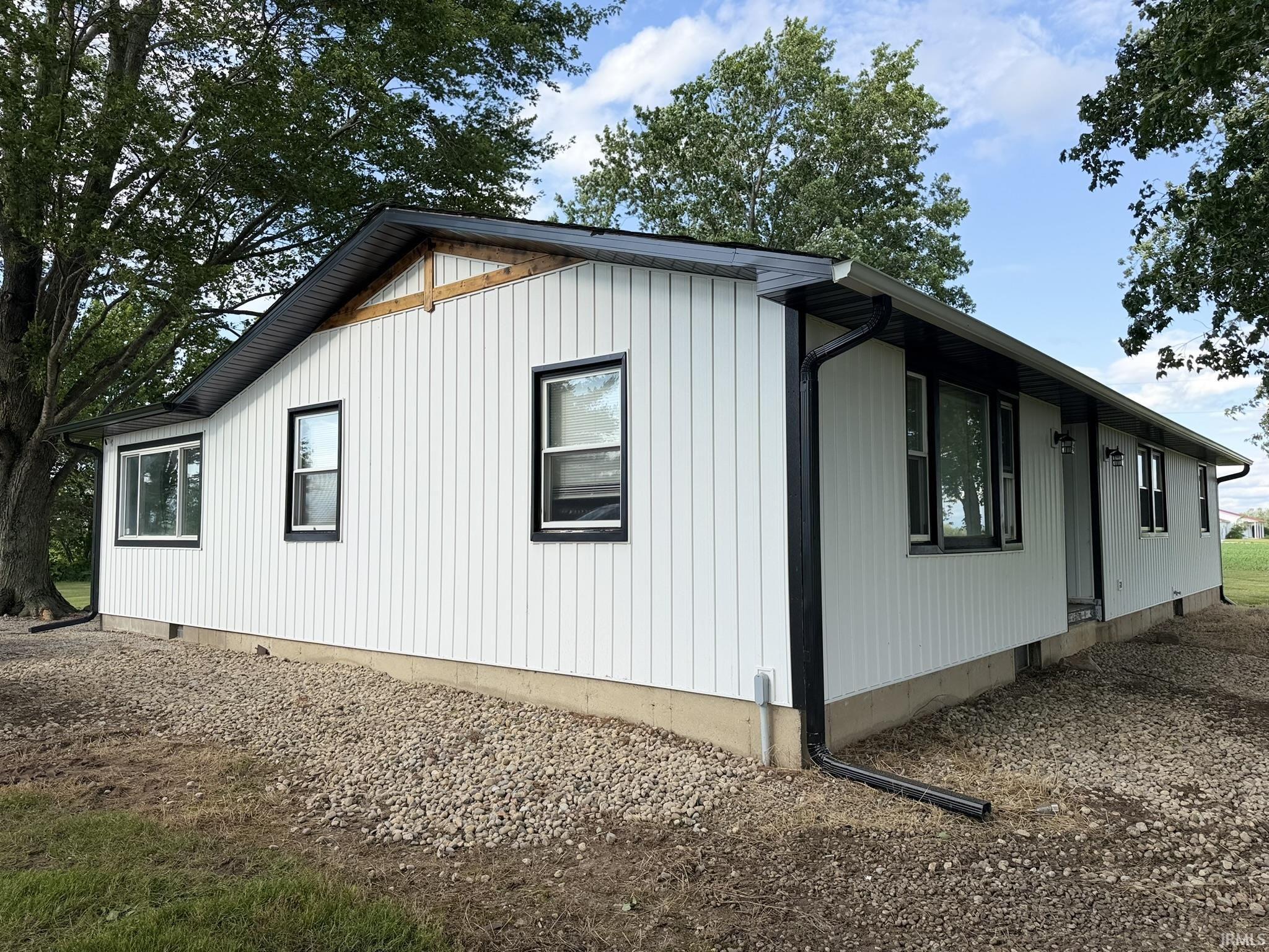 6740 E 700 N Road Rochester IN 46975