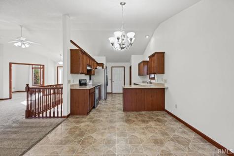 336 Crown Hill Drive Huntington IN 46750