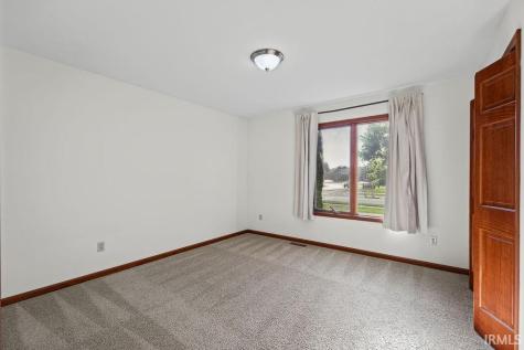 336 Crown Hill Drive Huntington IN 46750