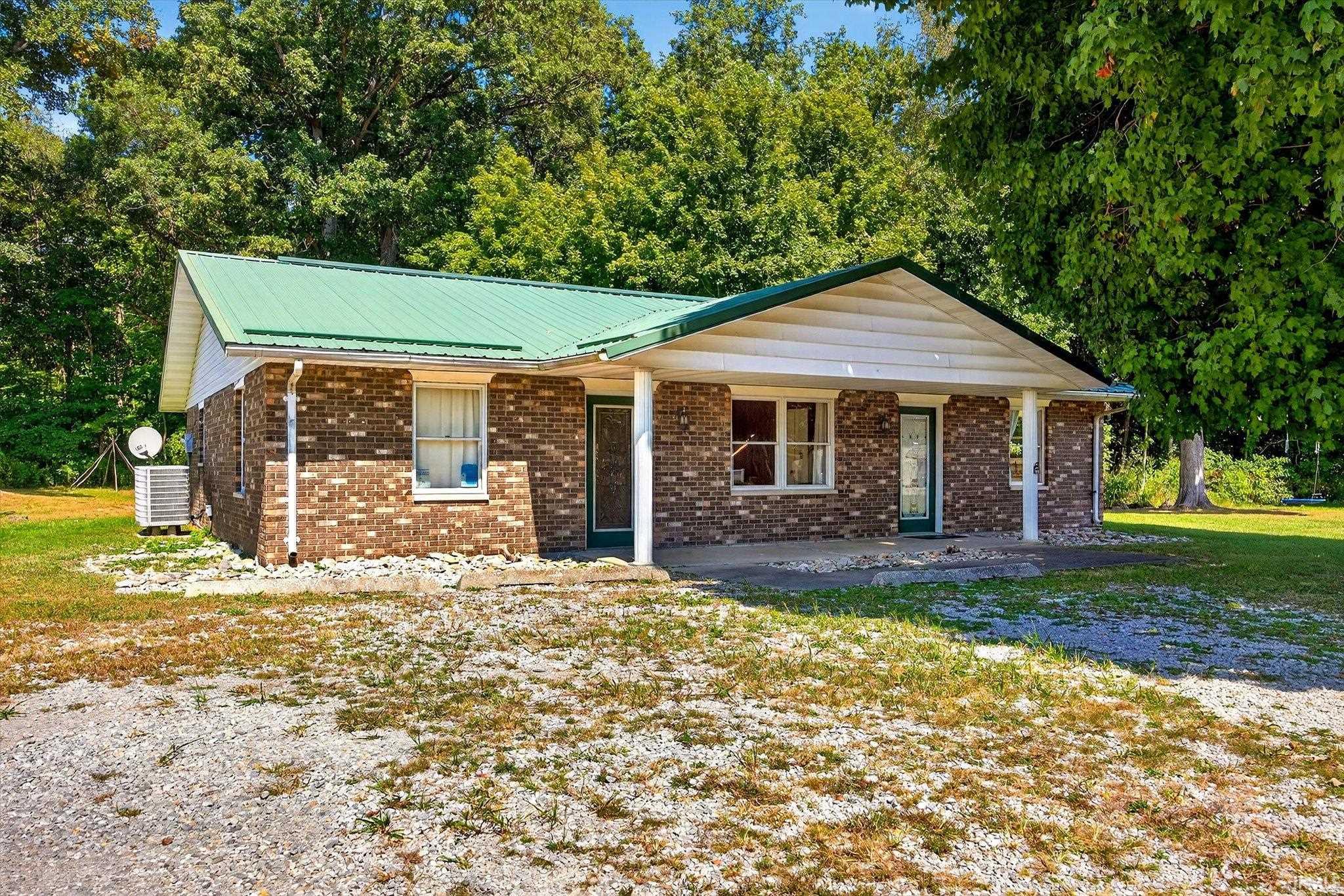 2082 W State Road 54 Bloomfield IN 47424