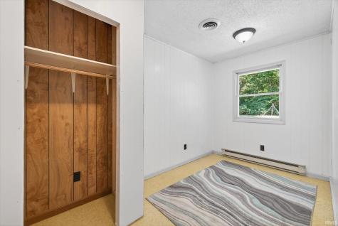 2082 W State Road 54 Bloomfield IN 47424