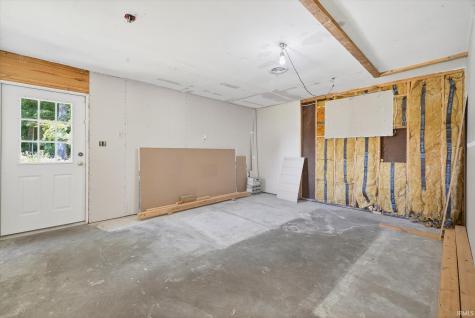 2082 W State Road 54 Bloomfield IN 47424
