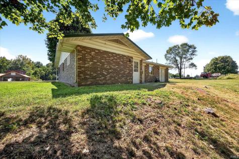 2082 W State Road 54 Bloomfield IN 47424