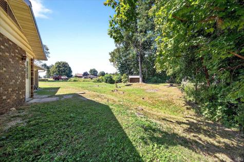 2082 W State Road 54 Bloomfield IN 47424