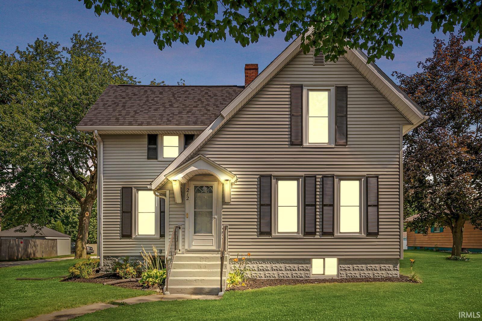 212 E Waterford Street Wakarusa IN 46573