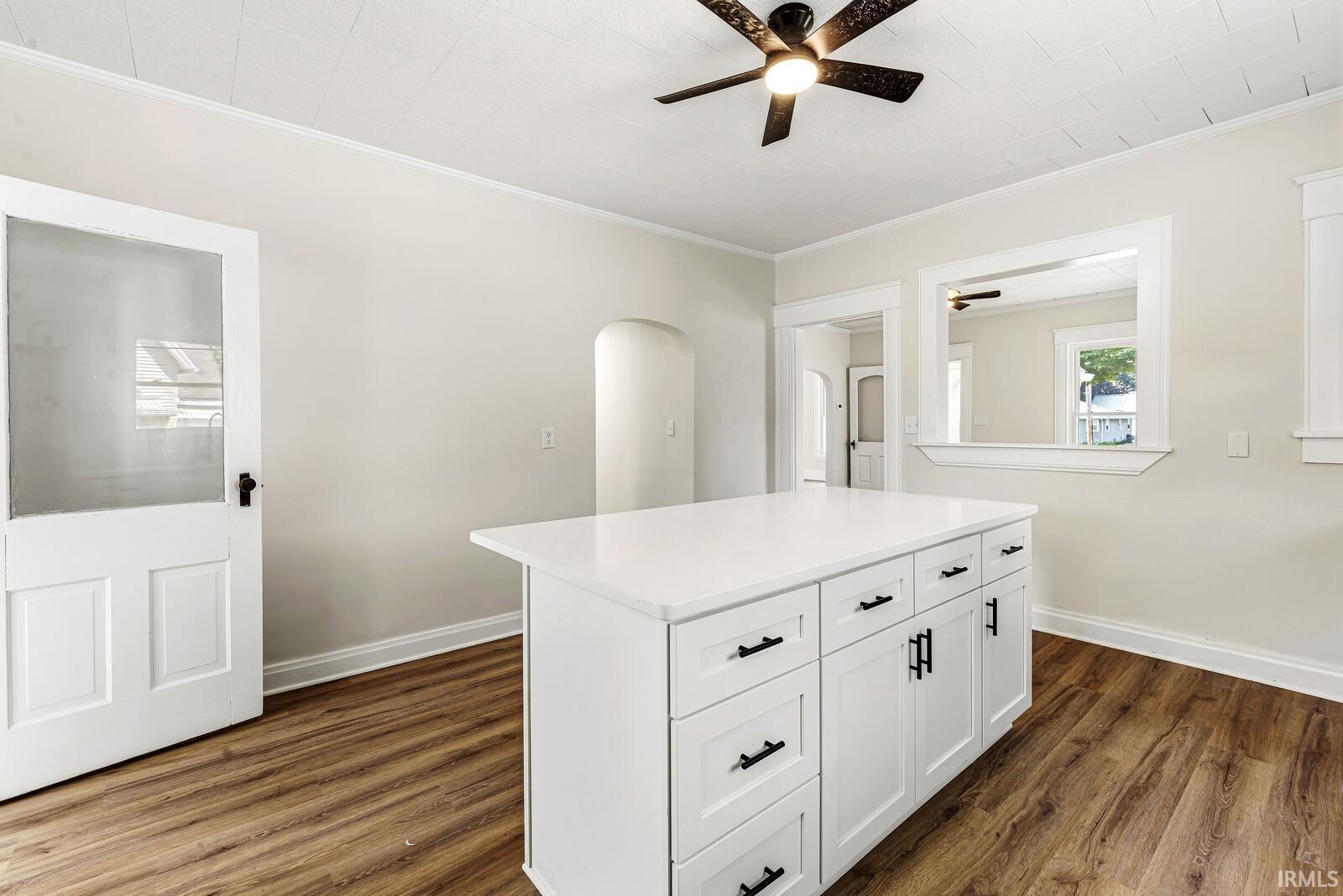 212 E Waterford Street Wakarusa IN 46573