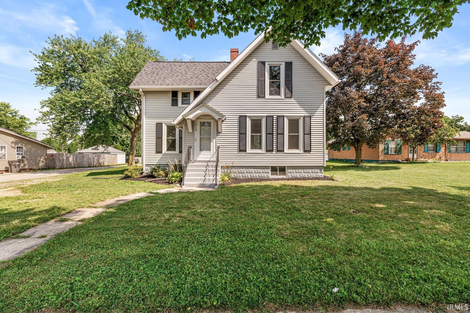 212 E Waterford Street Wakarusa IN 46573