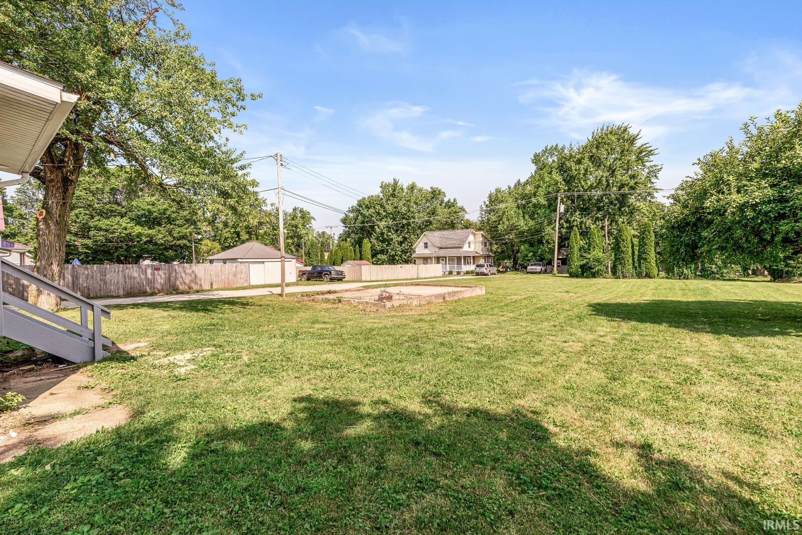 212 E Waterford Street Wakarusa IN 46573