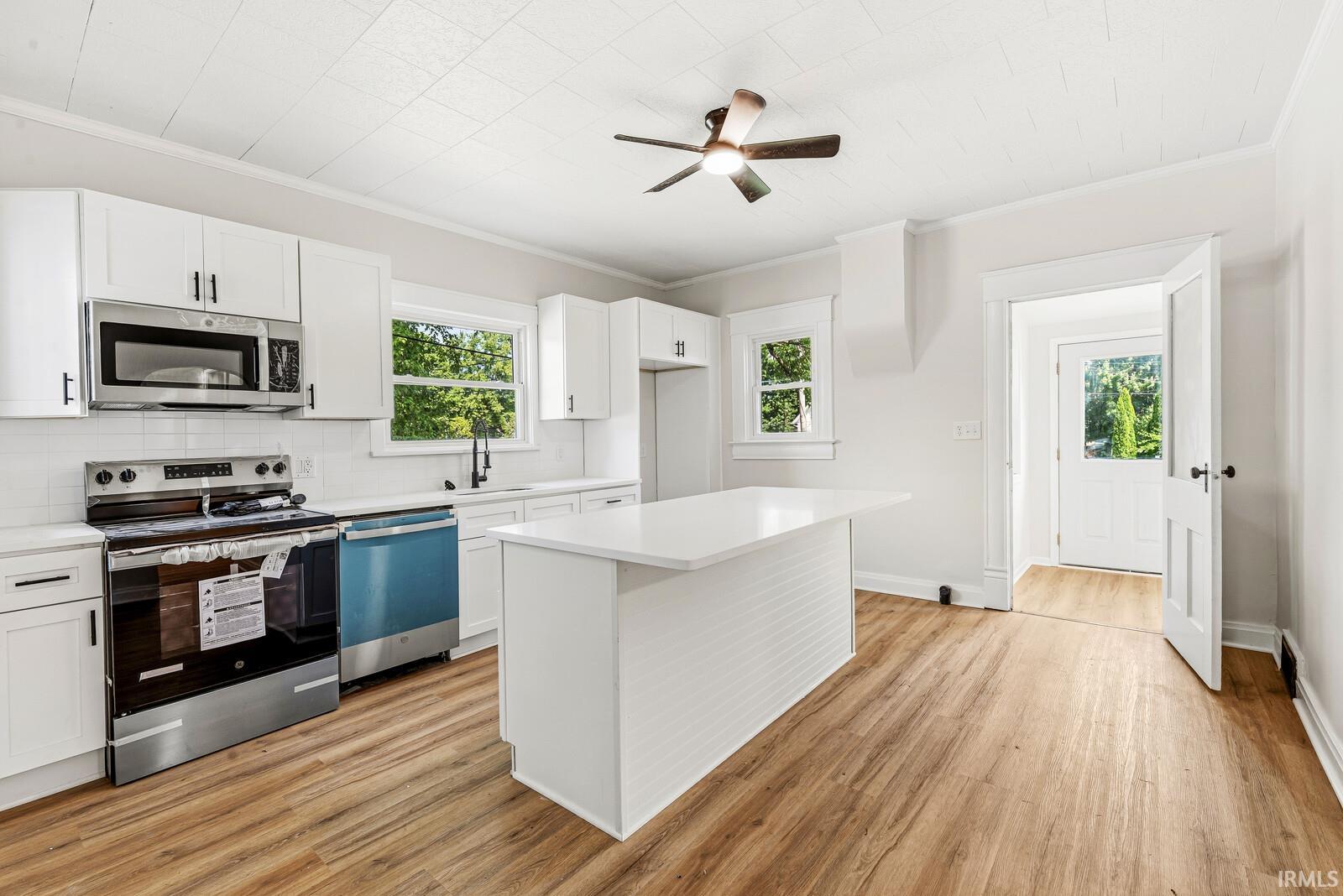 212 E Waterford Street Wakarusa IN 46573