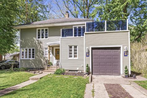 1821 College Street South Bend IN 46628